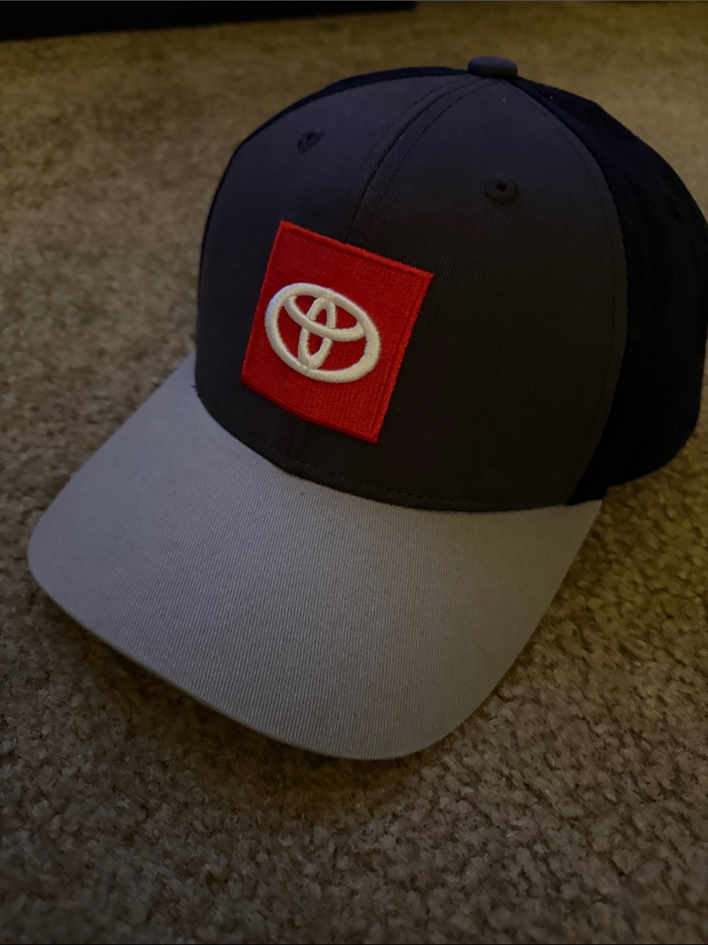 Toyota Men's Two-Tone Gray Baseball Cap with Red Logo Patch